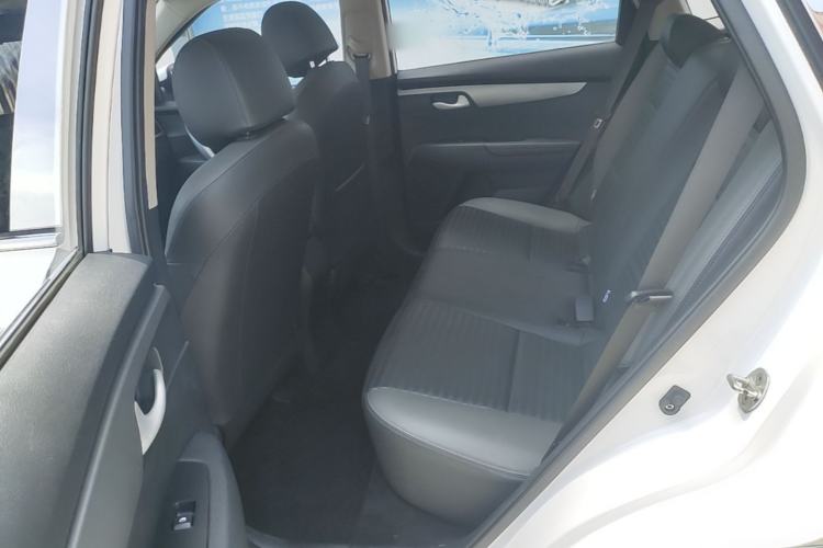 Used Kia Sportage R 2018 2.0L Manual Fashion Edition China V Standard Left Rear Seat