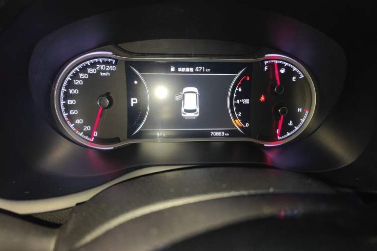 Used Kia Sportage R 2018 2.0L Automatic Smart Luxury Version China V Standard Odometer Close Up