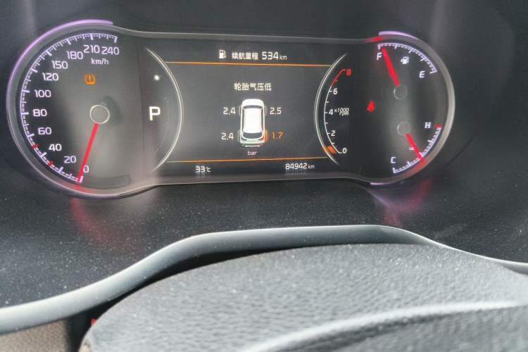 Used Kia Sportage R 2018 2.0L Automatic Smart Luxury Version China V Standard Odometer Close Up