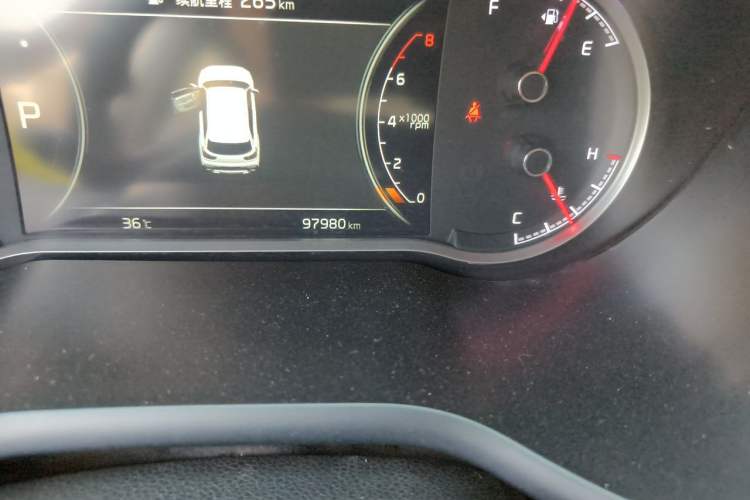Used Kia Sportage R 2018 2.0L Automatic Smart Luxury Version China V Standard Odometer Close Up