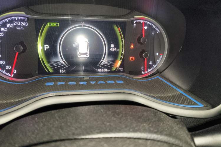 Used Kia Sportage R 2018 2.0L Automatic Smart Luxury Version China V Standard Odometer Close Up