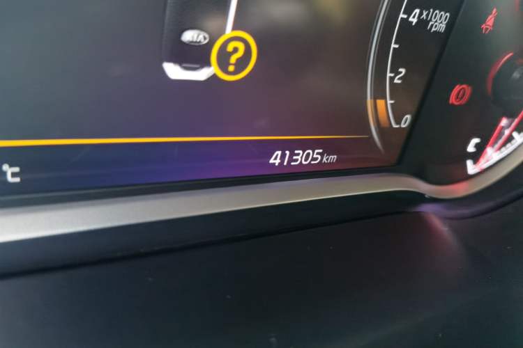Used Kia Sportage R 2018 2.0L Automatic Smart Luxury Version China V Standard Odometer Close Up