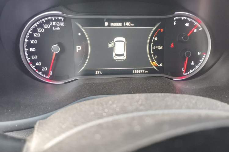 Used Kia Sportage R 2018 2.0L Automatic Smart Luxury Version China V Standard Odometer Close Up