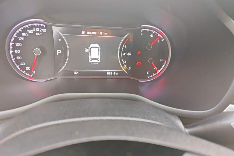 Used Kia Sportage R 2018 2.0L Automatic Smart Luxury Version China V Standard Odometer Close Up
