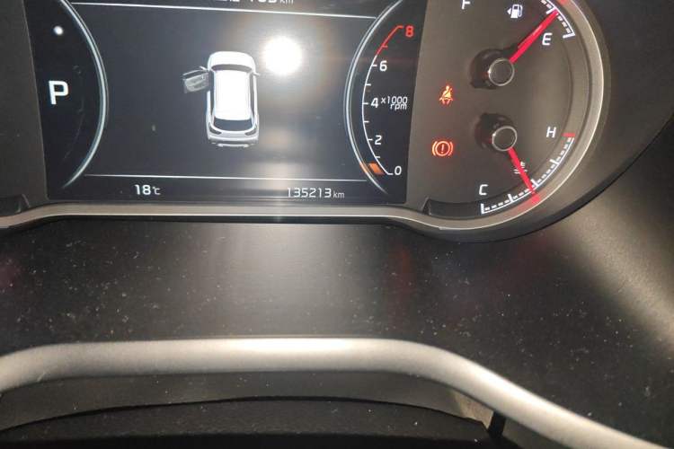 Used Kia Sportage R 2018 2.0L Automatic Smart Luxury Version China V Standard Odometer Close Up
