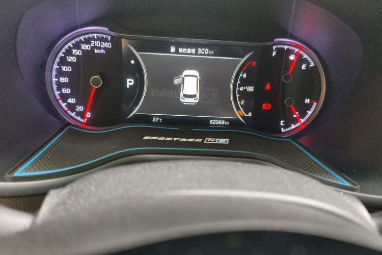 Used Kia Sportage R 2018 2.0L Automatic Smart Luxury Version China V Standard Odometer Close Up