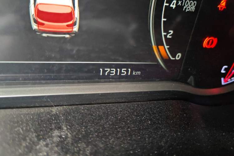 Used Kia Sportage R 2018 2.0L Automatic Smart Luxury Version China V Standard Odometer Close Up