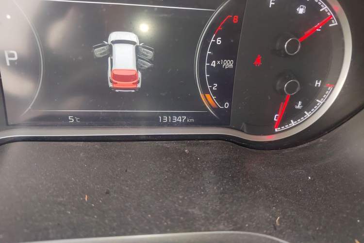 Used Kia Sportage R 2018 2.0L Automatic Smart Luxury Version China V Standard Odometer Close Up