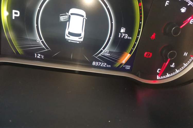 Used Kia Sportage R 2018 2.0L Automatic Smart Luxury Version China V Standard Odometer Close Up