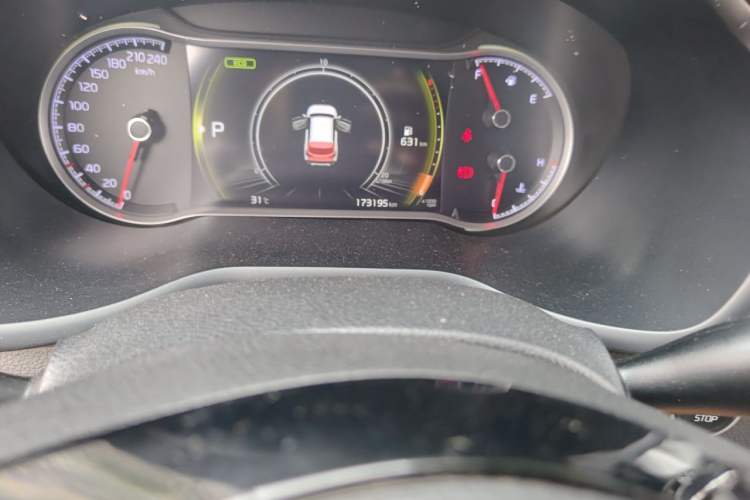 Used Kia Sportage R 2018 2.0L Automatic Smart Luxury Version China V Standard Odometer Close Up