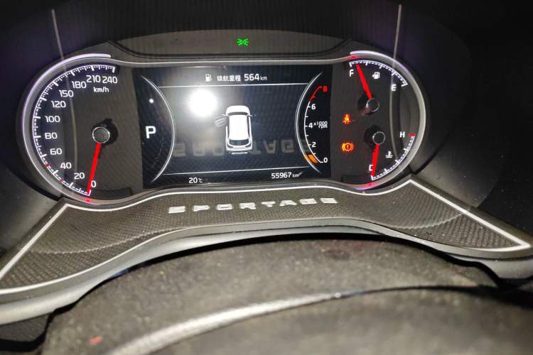 Used Kia Sportage R 2018 2.0L Automatic Smart Luxury Version China V Standard Odometer Close Up