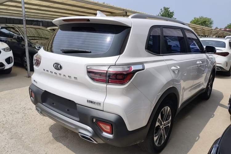 Used Kia Sportage R 2018 2.0L Automatic Smart Luxury Version China V Standard Rear Right 45 Deg