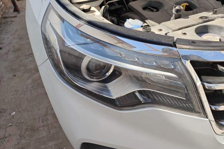 Used Kia Sportage R 2018 2.0L Automatic Smart Luxury Version China V Standard Right Front Headlight