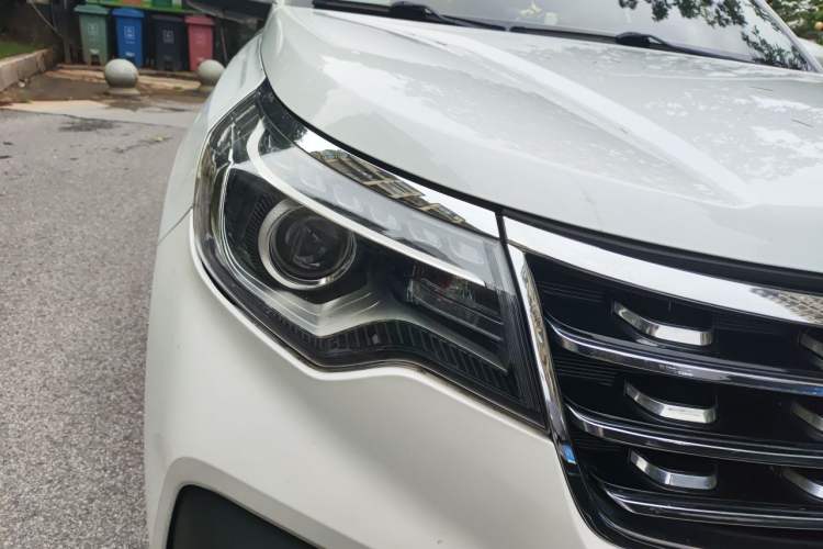 Used Kia Sportage R 2018 2.0L Automatic Smart Luxury Version China V Standard Right Front Headlight