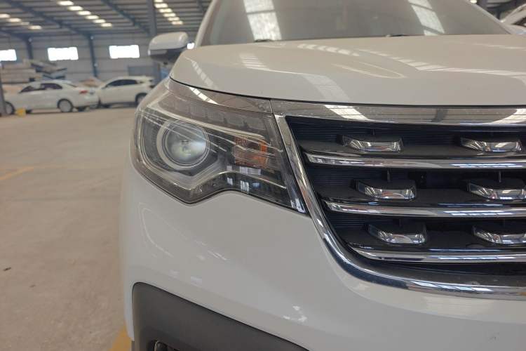 Used Kia Sportage R 2018 2.0L Automatic Smart Luxury Version China V Standard Right Front Headlight