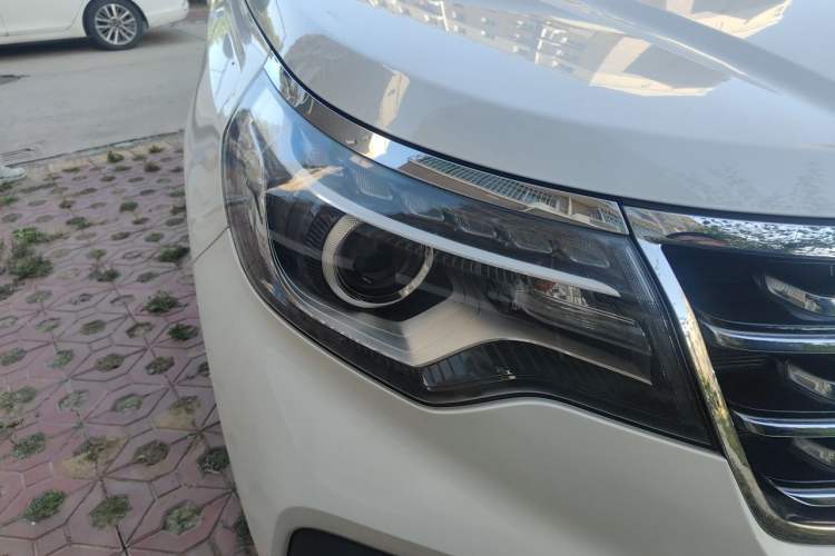 Used Kia Sportage R 2018 2.0L Automatic Smart Luxury Version China V Standard Right Front Headlight