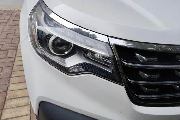Used Kia Sportage R 2018 2.0L Automatic Smart Luxury Version China V Standard Right Front Headlight