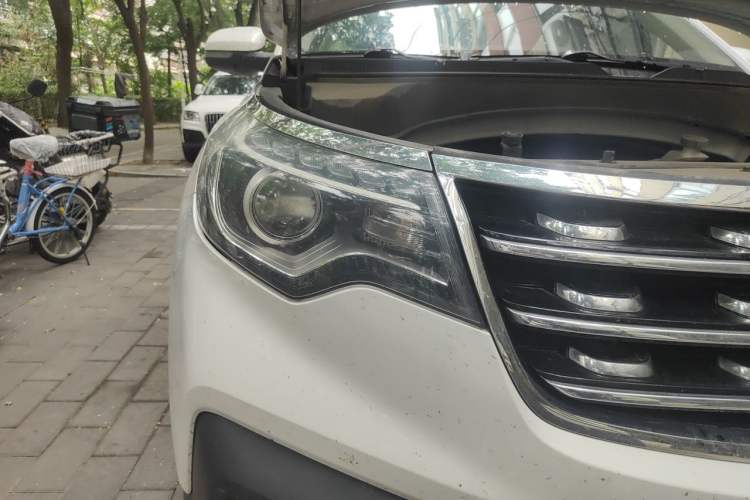 Used Kia Sportage R 2018 2.0L Automatic Smart Luxury Version China V Standard Right Front Headlight