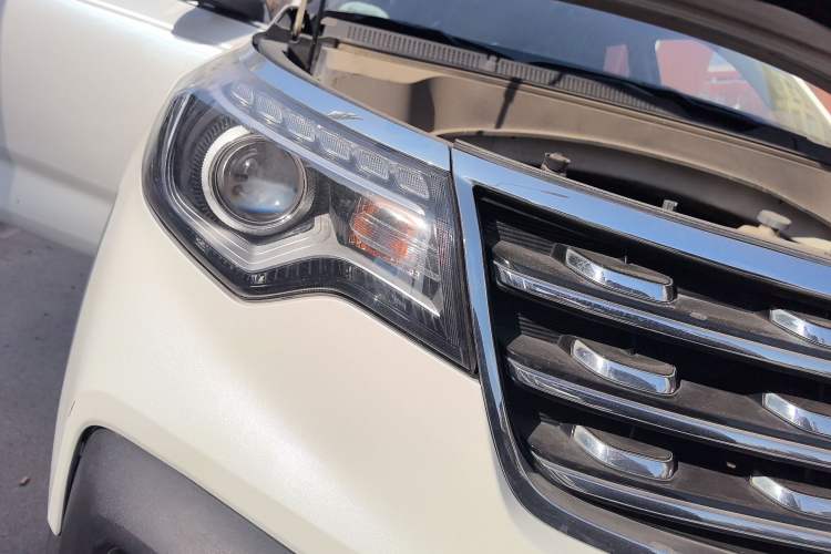 Used Kia Sportage R 2018 2.0L Automatic Smart Luxury Version China V Standard Right Front Headlight