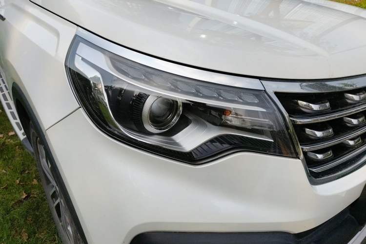 Used Kia Sportage R 2018 2.0L Automatic Smart Luxury Version China V Standard Right Front Headlight