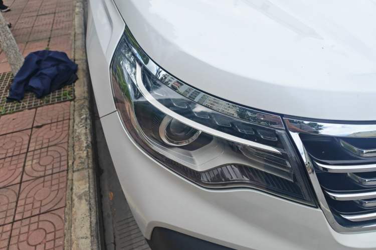 Used Kia Sportage R 2018 2.0L Automatic Smart Luxury Version China V Standard Right Front Headlight