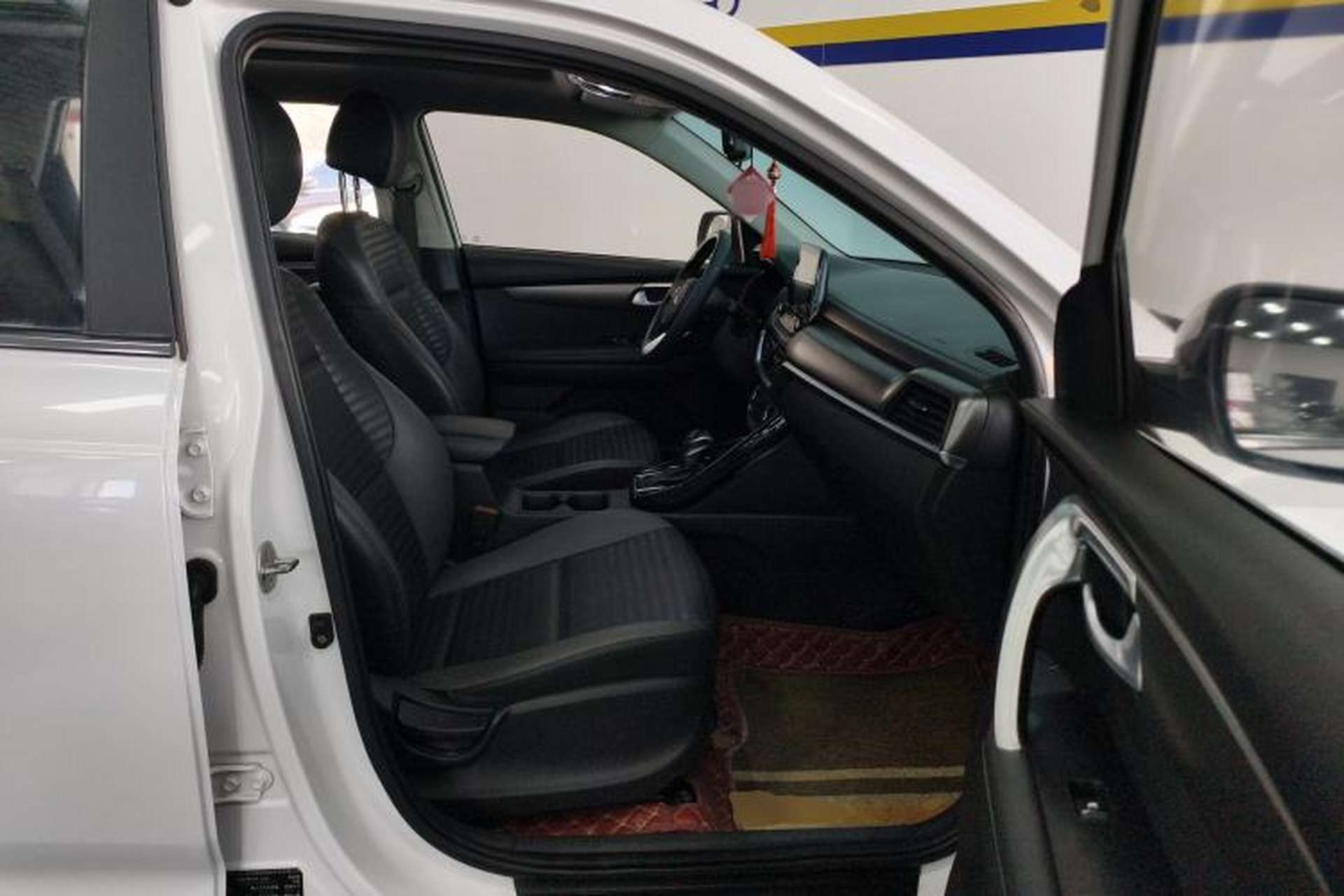 Used Kia Sportage R 2018 2.0L Automatic Smart Luxury Version China V Standard Right Front Seat
