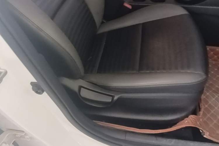 Used Kia Sportage R 2018 2.0L Automatic Smart Luxury Version China V Standard Right Front Seat