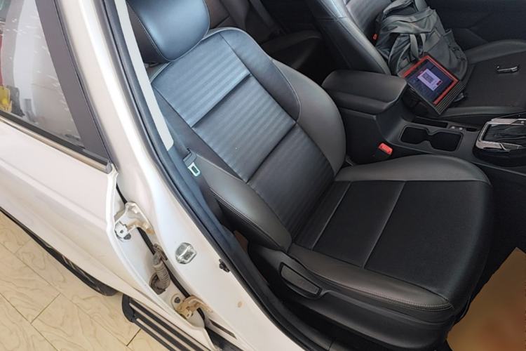 Used Kia Sportage R 2018 2.0L Automatic Smart Luxury Version China V Standard Right Front Seat