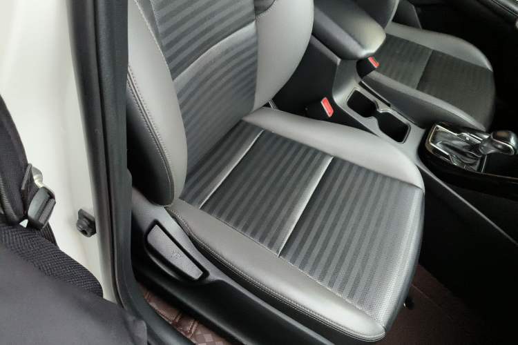 Used Kia Sportage R 2018 2.0L Automatic Smart Luxury Version China V Standard Right Front Seat