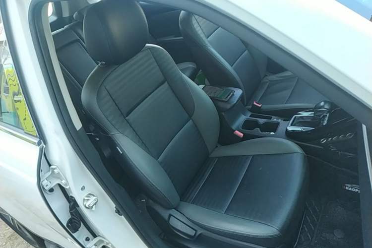 Used Kia Sportage R 2018 2.0L Automatic Smart Luxury Version China V Standard Right Front Seat