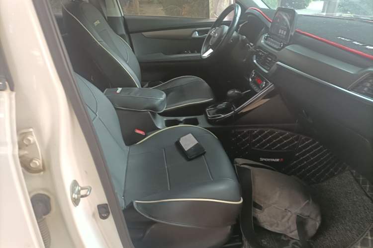 Used Kia Sportage R 2018 2.0L Automatic Smart Luxury Version China V Standard Right Front Seat