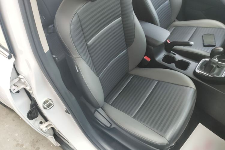 Used Kia Sportage R 2018 2.0L Manual Fashion Edition China V Standard Right Front Seat