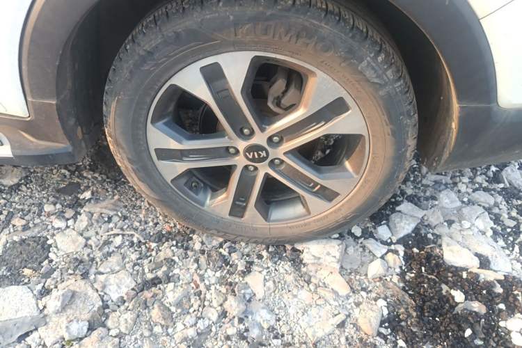 Used Kia Sportage R 2018 2.0L Automatic Smart Luxury Version China V Standard Right Front Wheel Hub