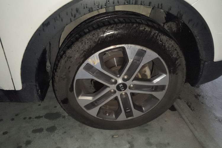 Used Kia Sportage R 2018 2.0L Automatic Smart Luxury Version China V Standard Right Front Wheel Hub