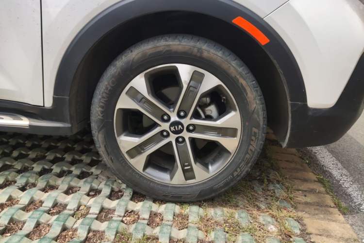 Used Kia Sportage R 2018 2.0L Automatic Smart Luxury Version China V Standard Right Front Wheel Hub