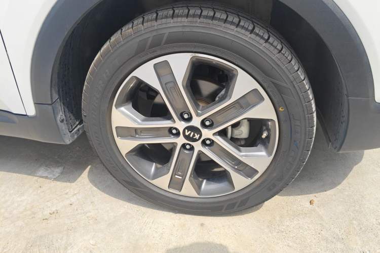Used Kia Sportage R 2018 2.0L Automatic Smart Luxury Version China V Standard Right Front Wheel Hub