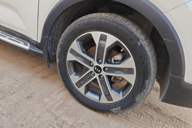 Used Kia Sportage R 2018 2.0L Automatic Smart Luxury Version China V Standard Right Front Wheel Hub