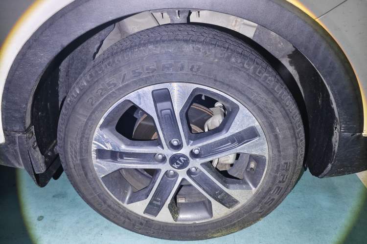 Used Kia Sportage R 2018 2.0L Automatic Smart Luxury Version China V Standard Right Front Wheel Hub