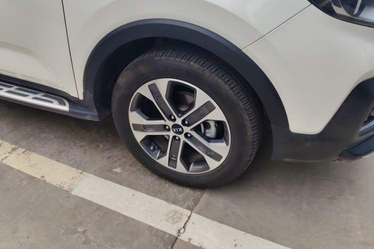 Used Kia Sportage R 2018 2.0L Automatic Smart Luxury Version China V Standard Right Front Wheel Hub