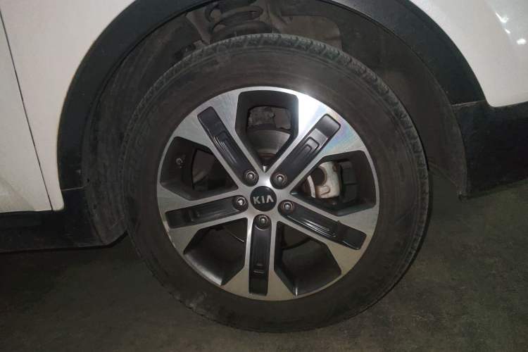 Used Kia Sportage R 2018 2.0L Automatic Smart Luxury Version China V Standard Right Front Wheel Hub