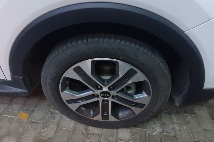 Used Kia Sportage R 2018 2.0L Automatic Smart Luxury Version China V Standard Right Front Wheel Hub