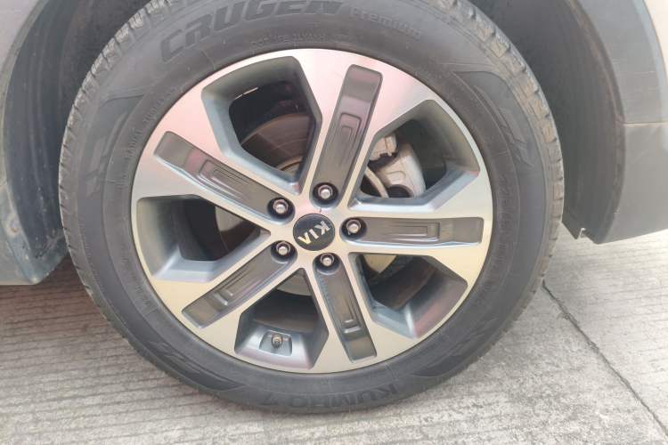 Used Kia Sportage R 2018 2.0L Automatic Smart Luxury Version China V Standard Right Front Wheel Hub