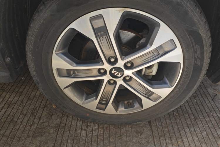 Used Kia Sportage R 2018 2.0L Automatic Smart Luxury Version China V Standard Right Front Wheel Hub