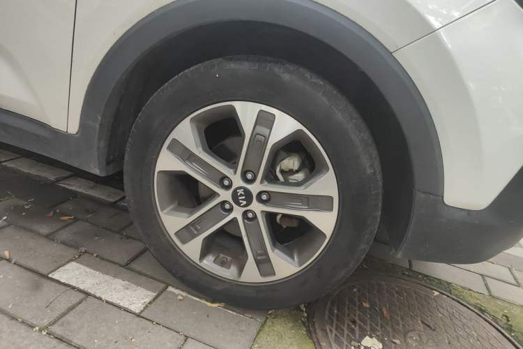 Used Kia Sportage R 2018 2.0L Automatic Smart Luxury Version China V Standard Right Front Wheel Hub