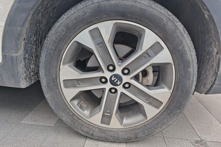 Used Kia Sportage R 2018 2.0L Automatic Smart Luxury Version China V Standard Right Front Wheel Hub