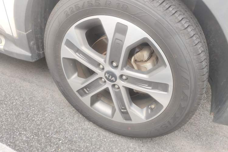 Used Kia Sportage R 2018 2.0L Automatic Smart Luxury Version China V Standard Right Front Wheel Hub