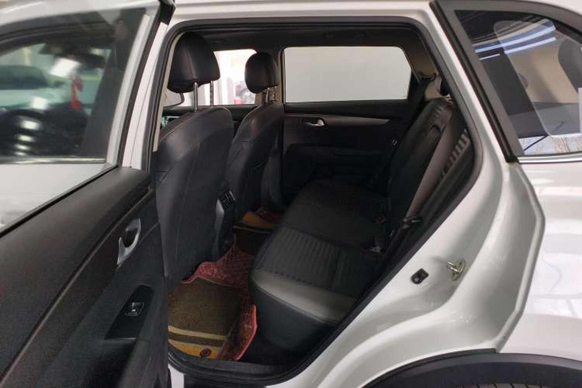 Used Kia Sportage R 2018 2.0L Automatic Smart Luxury Version China V Standard Right Rear Seat