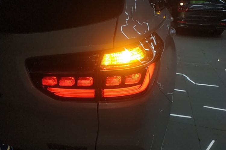 Used Kia Sportage R 2018 2.0L Automatic Smart Luxury Version China V Standard Right Rear Taillight