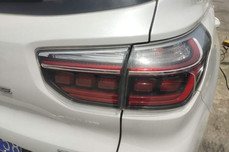 Used Kia Sportage R 2018 2.0L Automatic Smart Luxury Version China V Standard Right Rear Taillight