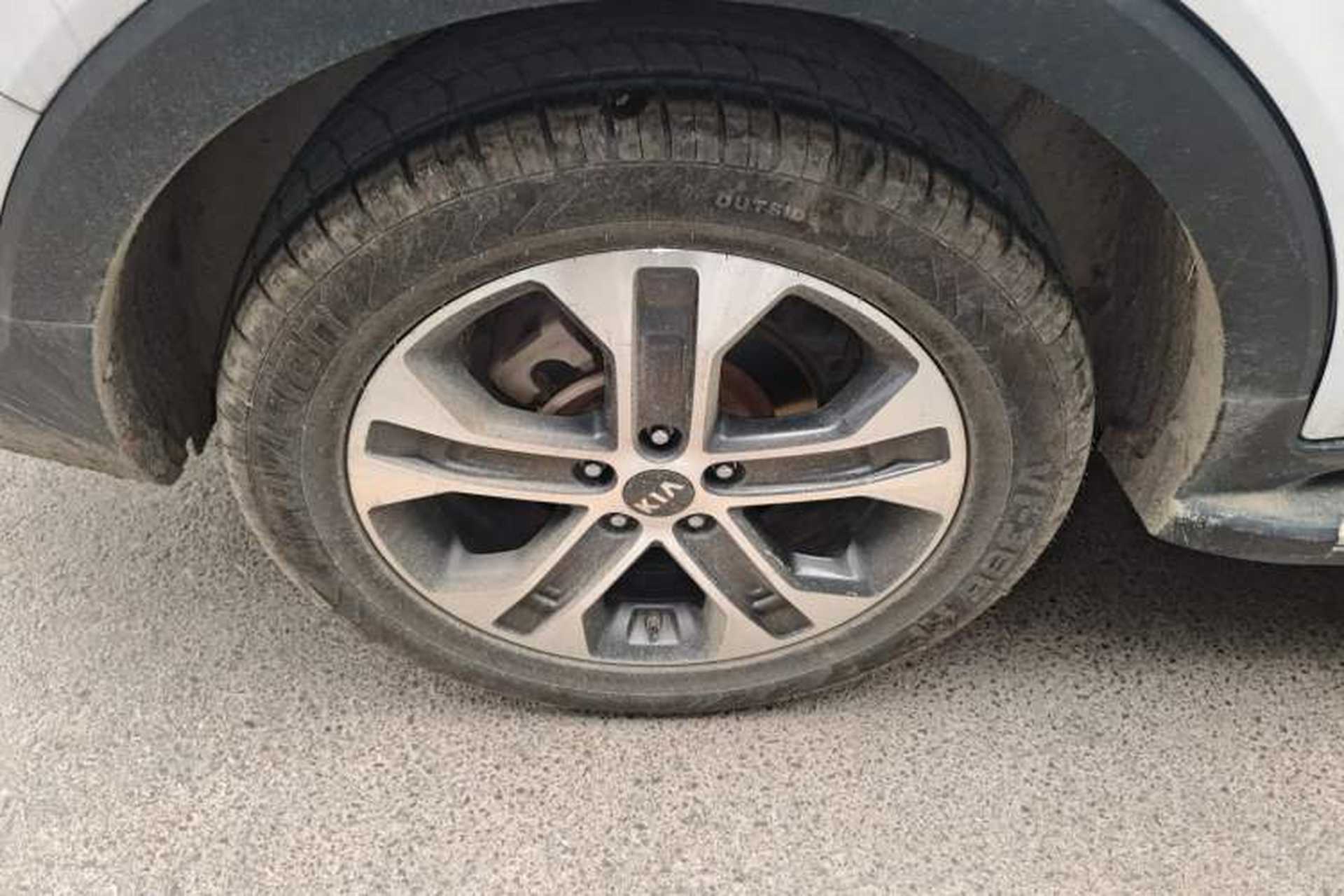 Used Kia Sportage R 2018 2.0L Automatic Smart Luxury Version China V Standard Right Rear Wheel Hub